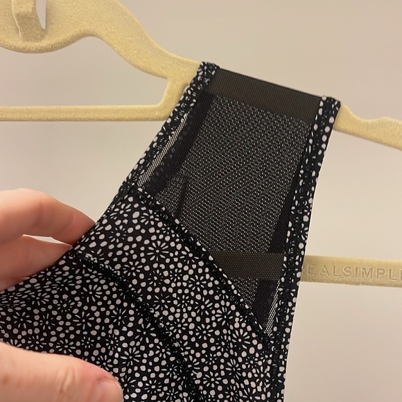 Lululemon Top - Picture 8 of 11